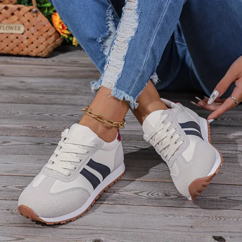 Stylish Sneakers with Padded Insole