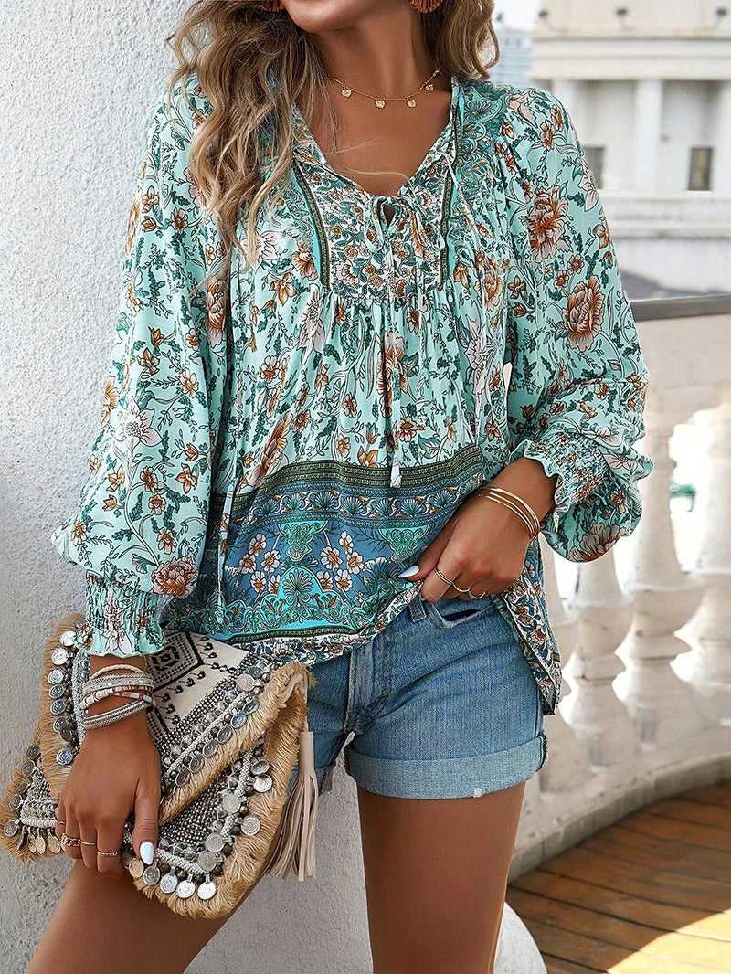 Women’s Floral Top with Relaxed Fit and Long Sleeves