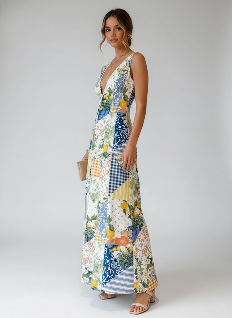 Women’s Maxi Dress with V-Neck and Printed Surface