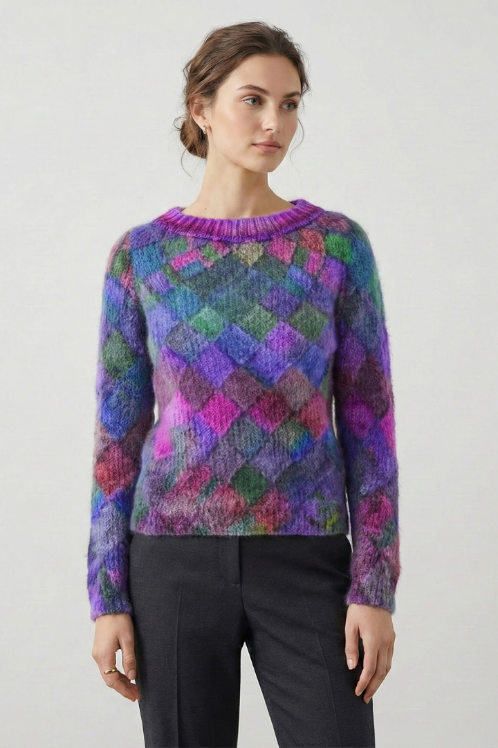 Women’s Crew Neck Sweater with Long Sleeves and Textured Pattern