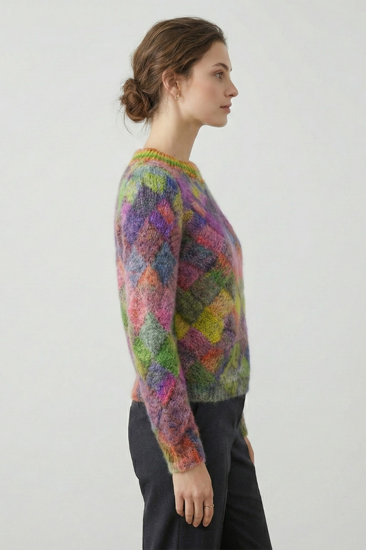 Women’s Crew Neck Sweater with Long Sleeves and Textured Pattern