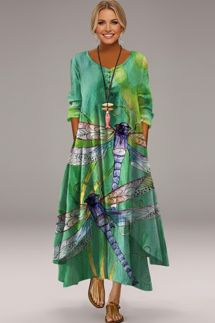 Women’s Dress with Round Neckline and Long Sleeves