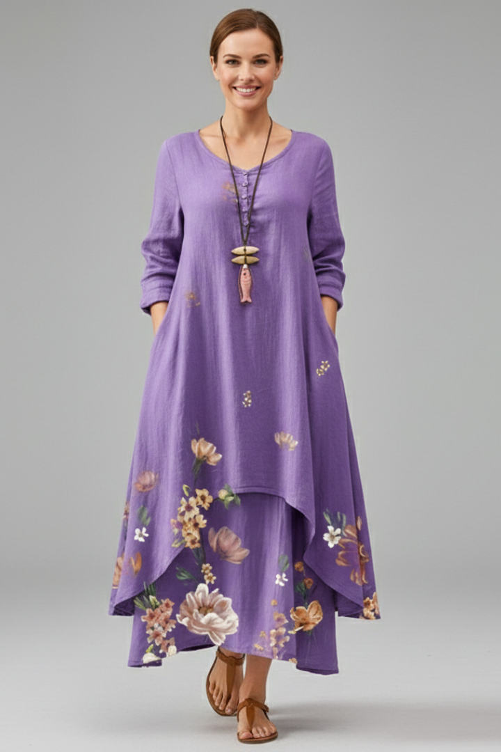 Women’s Dress with Round Neckline and Long Sleeves