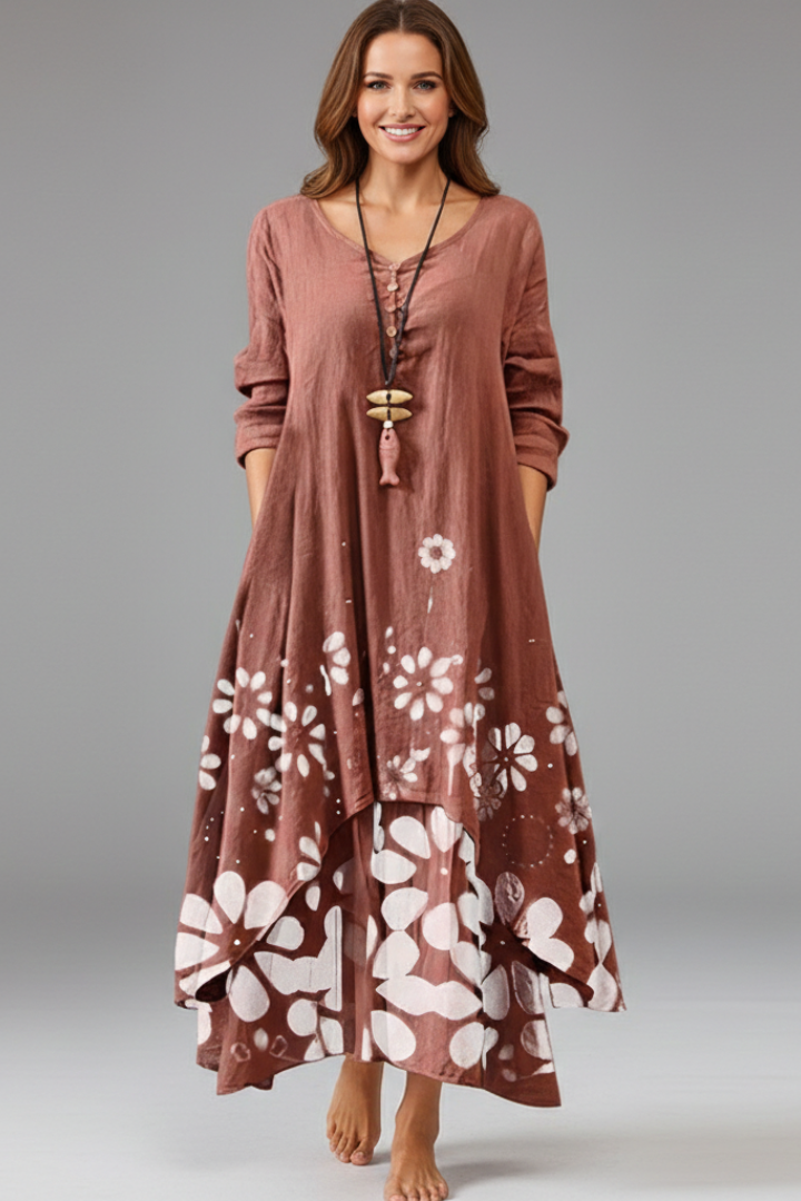 Women’s Dress with Round Neckline and Long Sleeves