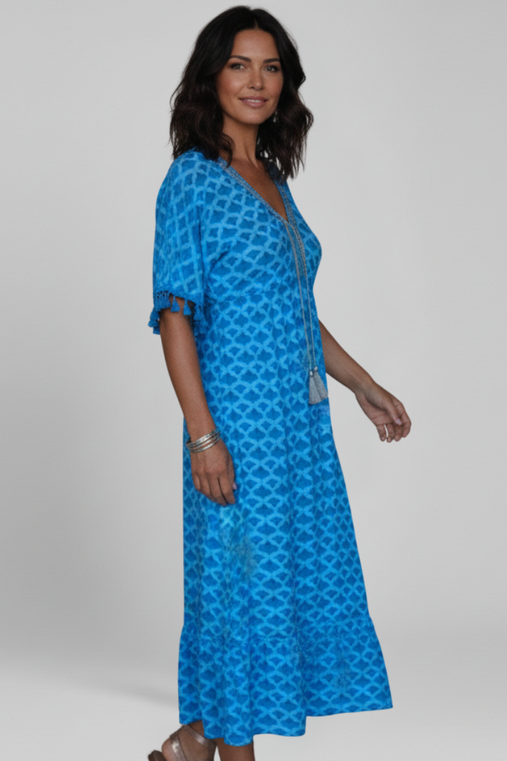 Women’s Dress with V Neck and Short Sleeves