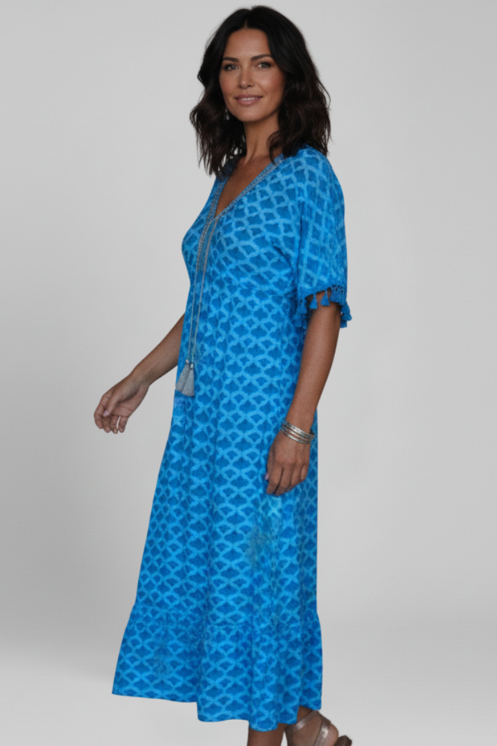 Women’s Dress with V Neck and Short Sleeves