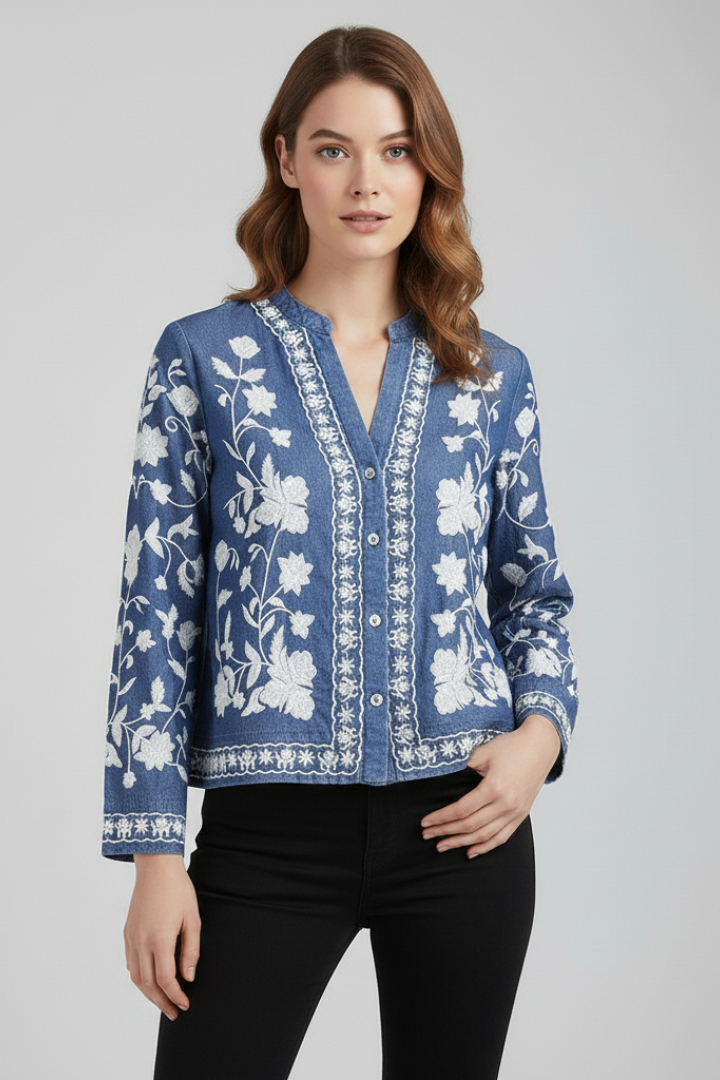 Women’s Embroidered Blouse with Floral Pattern and Long Sleeves