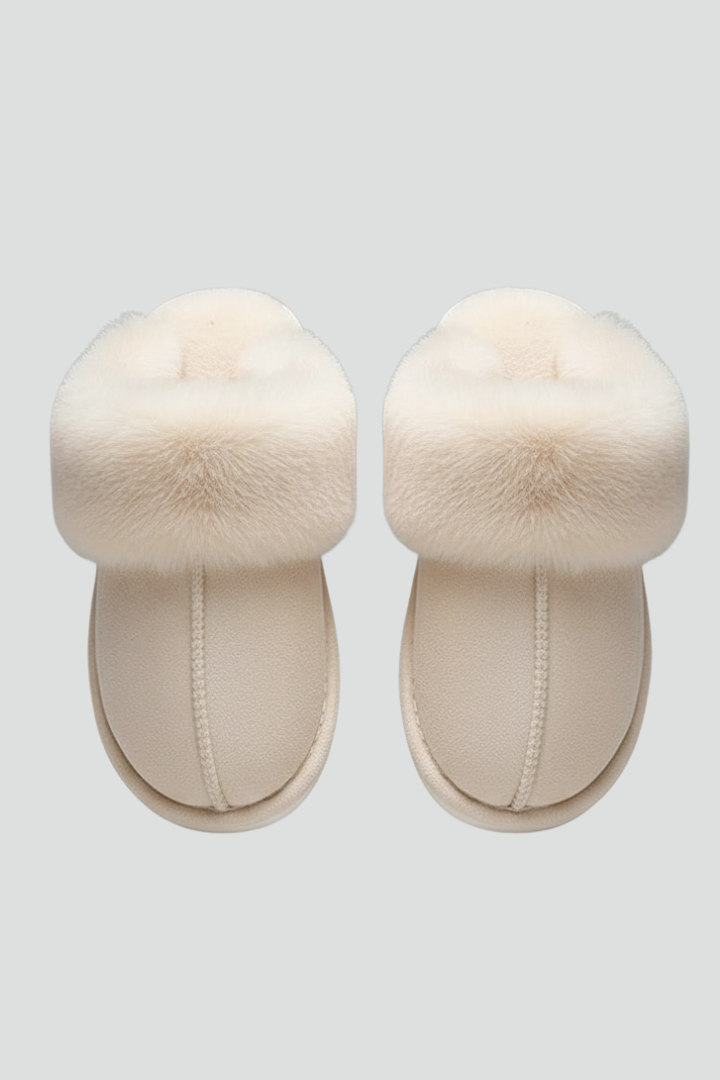 Women’s Indoor Slippers with Plush Lining and Textured Sole