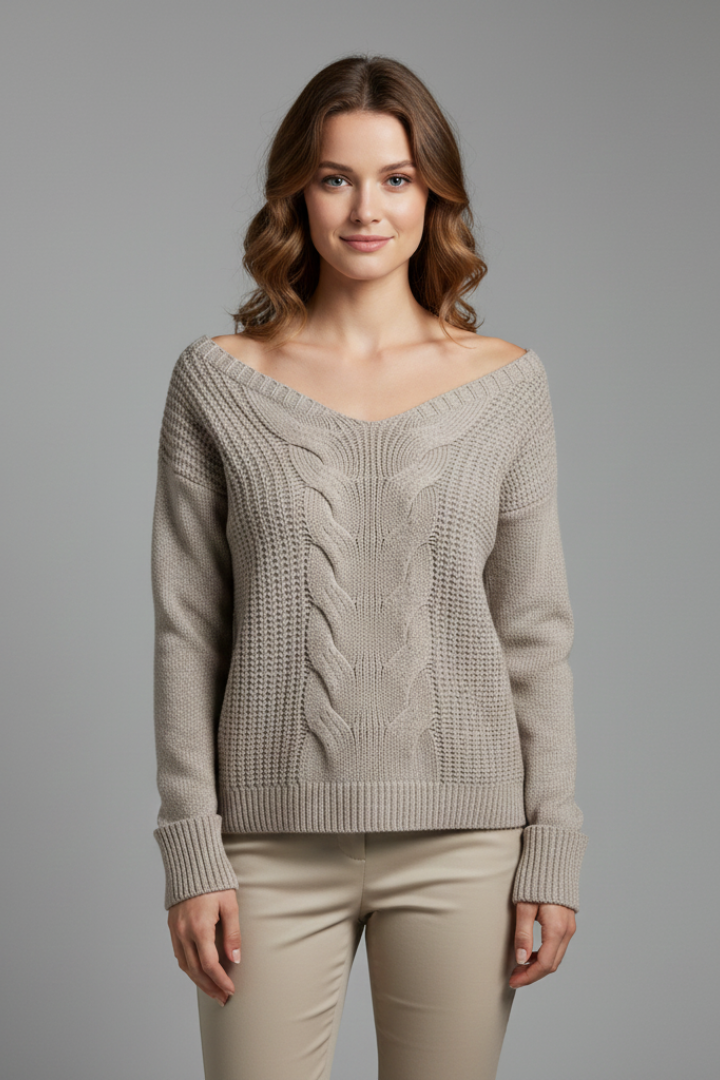 Women’s Oversized Sweater with Long Sleeves and Ribbed Cuffs