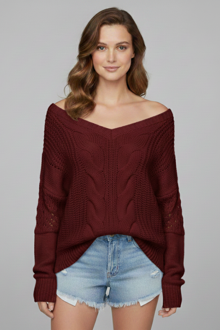 Women’s Oversized Sweater with Long Sleeves and Ribbed Cuffs