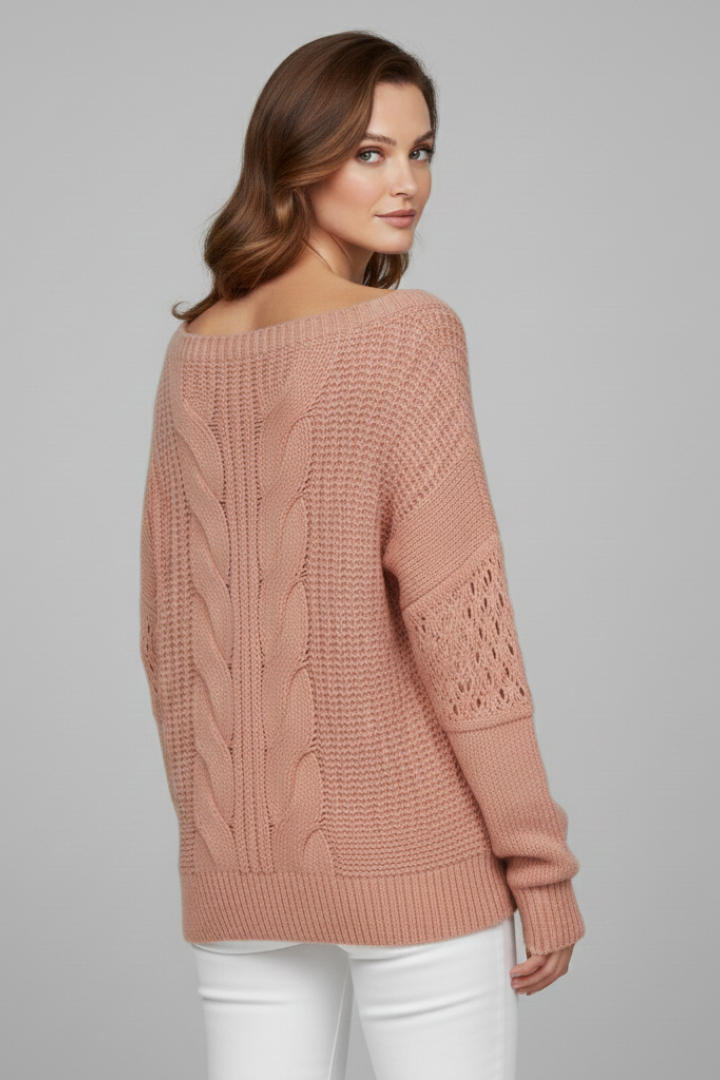 Women’s Oversized Sweater with Long Sleeves and Ribbed Cuffs