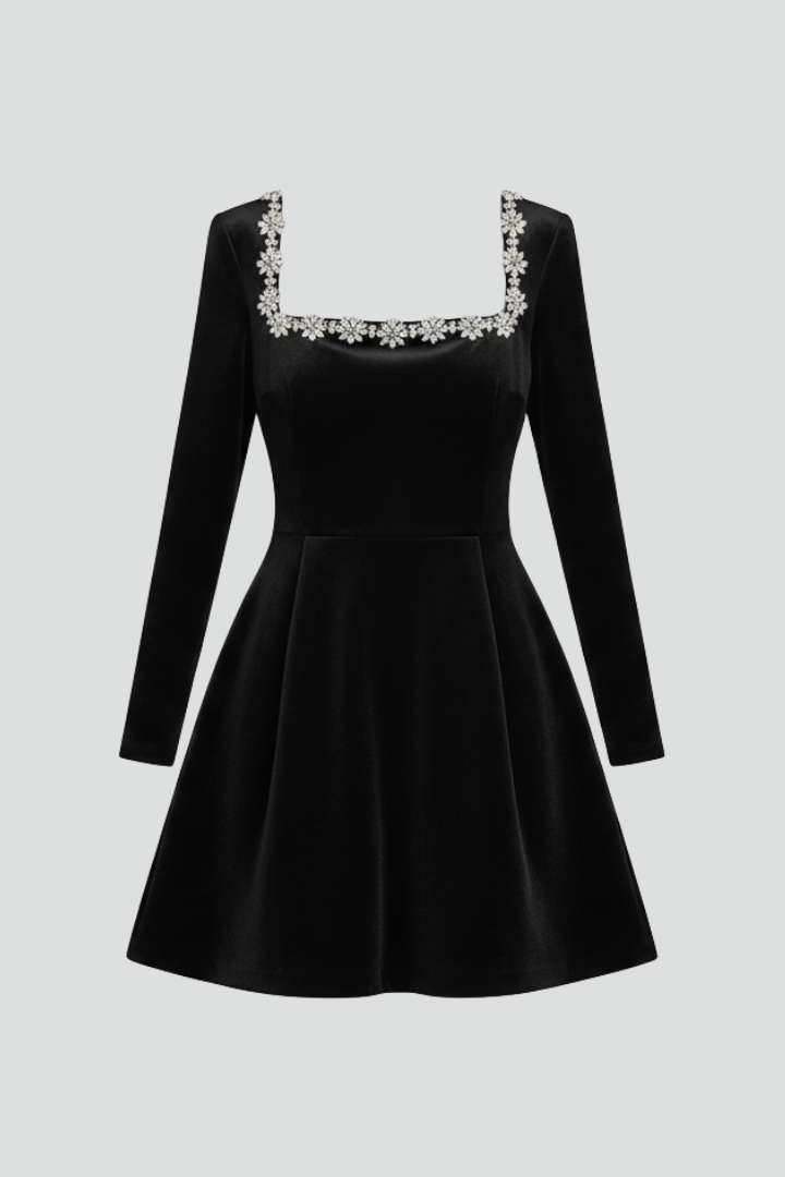 Women’s Short Dress with Square Neckline and Long Sleeves