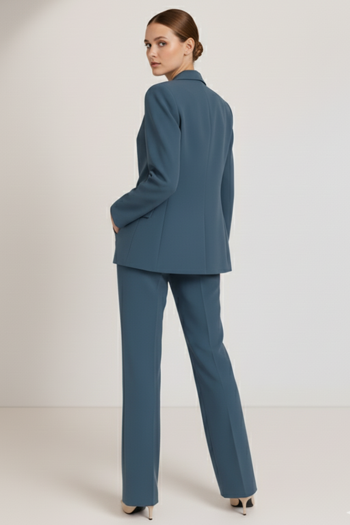 Women's Tailored Two-Piece Pantsuit Set with Blazer and Trousers