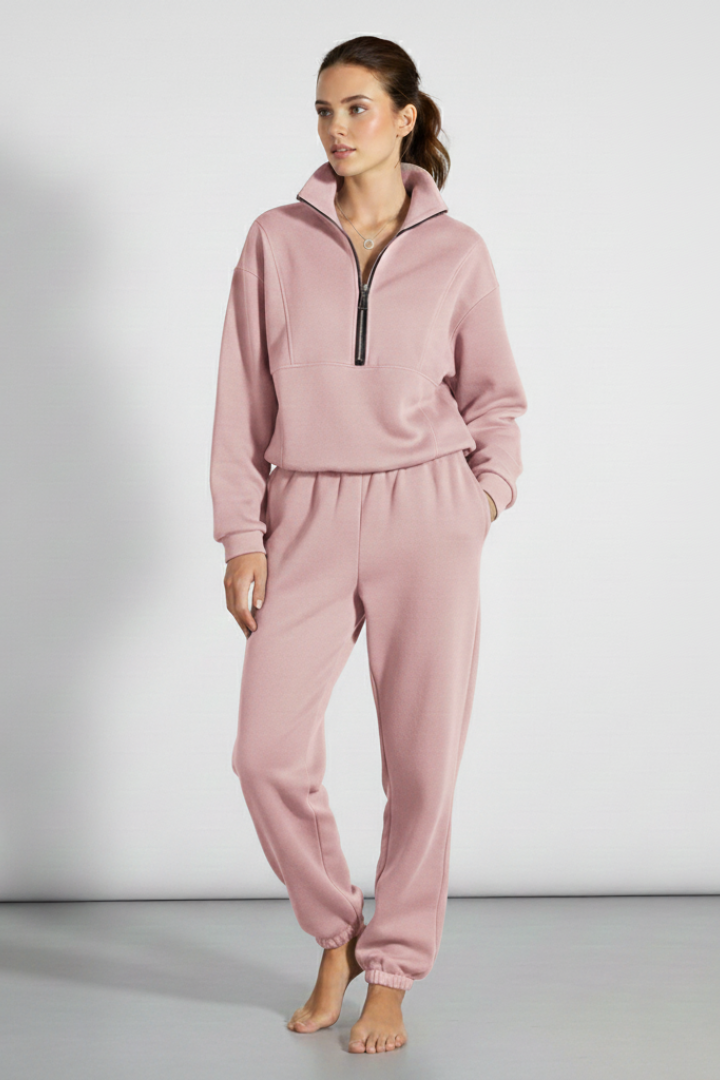 Women’s Tracksuit Set with Half-Zip Sweatshirt and Jogger Pants