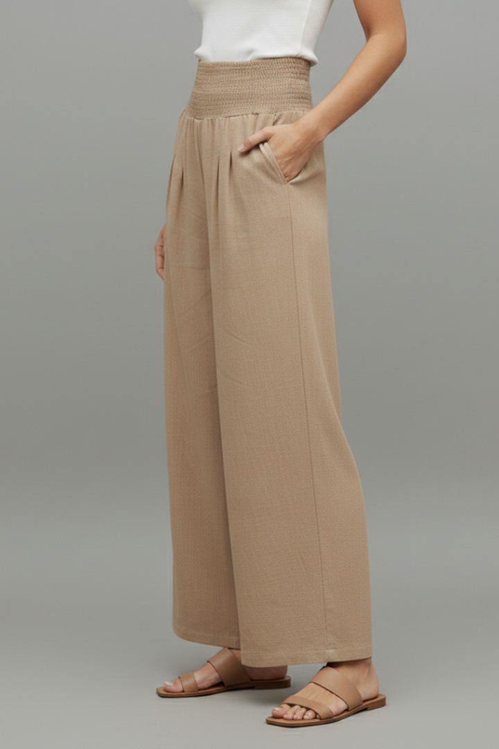 Women’s Trousers with Elastic Waist and Wide Legs