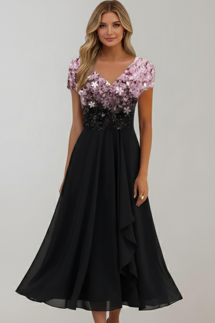 Women’s dress with V-neck and short sleeves