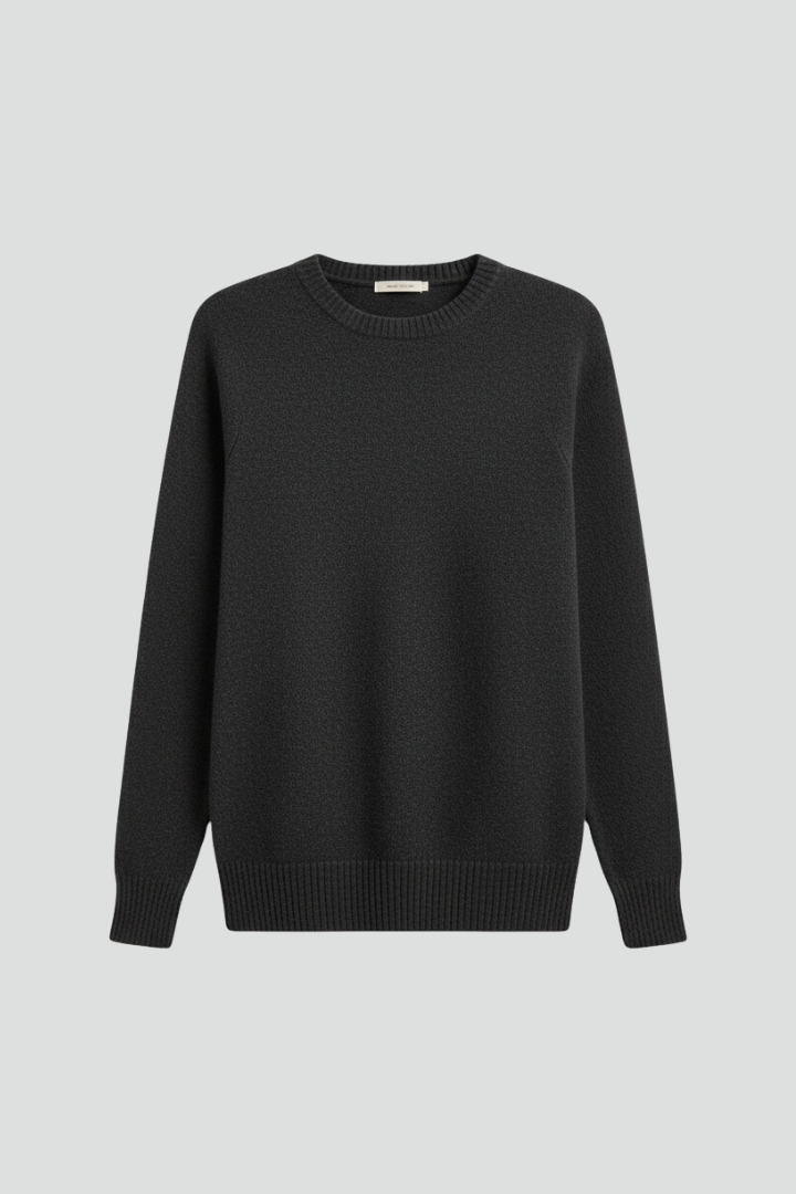 Women’s knitted sweater with round neckline and ribbed hem