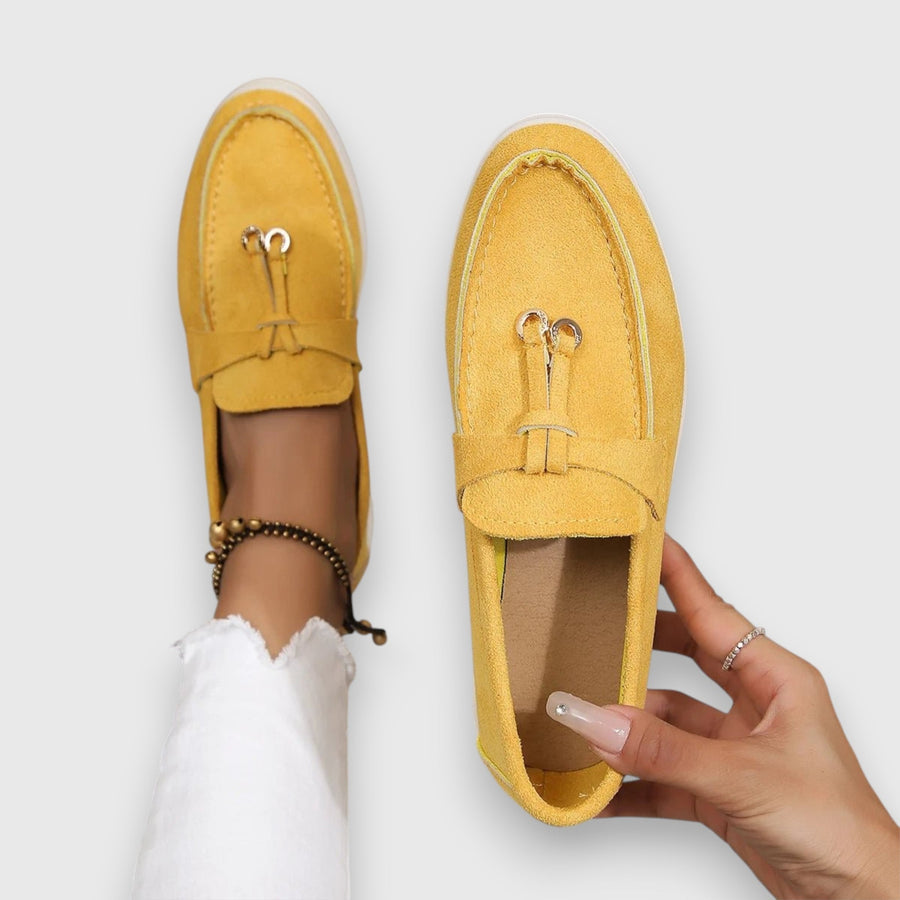 Unisex Loafers with Tassel Detail and Textured Upper