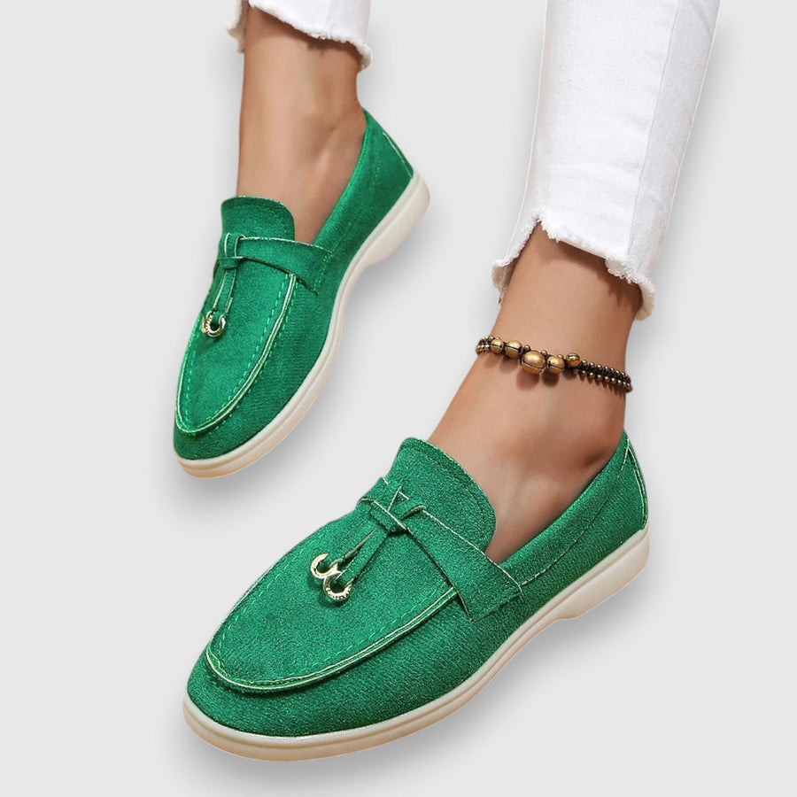 Unisex Loafers with Tassel Detail and Textured Upper