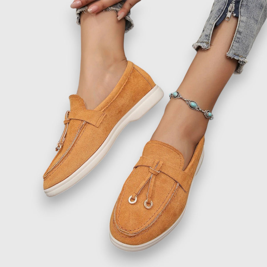 Unisex Loafers with Tassel Detail and Textured Upper