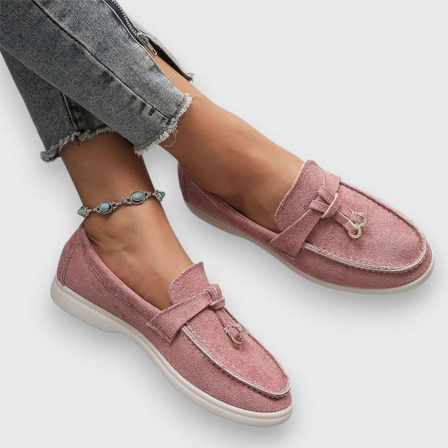 Unisex Loafers with Tassel Detail and Textured Upper