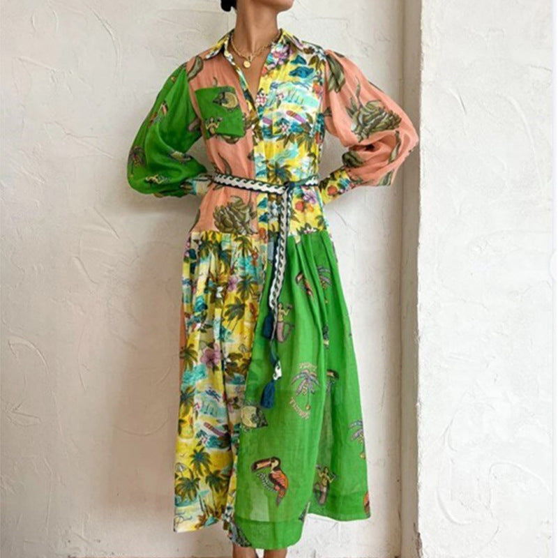 Elegant dress with V-neck and long sleeves