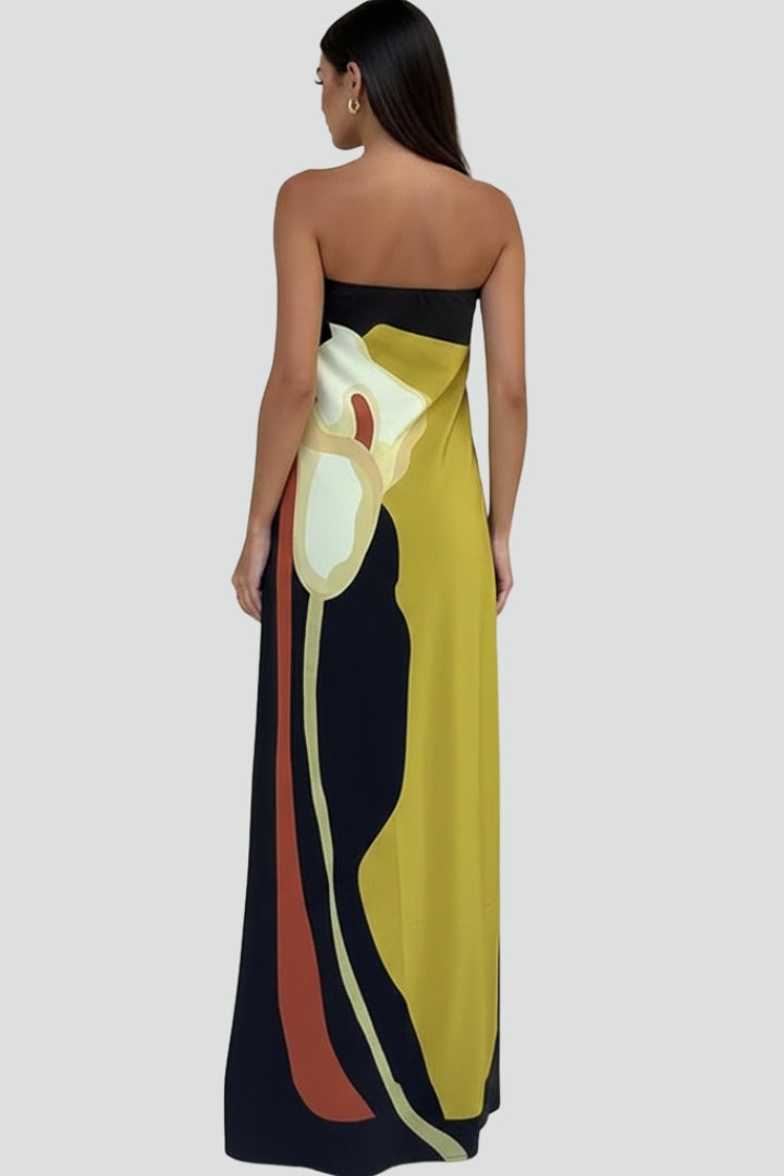 Elegant Maxi Dress with Fluid Drape