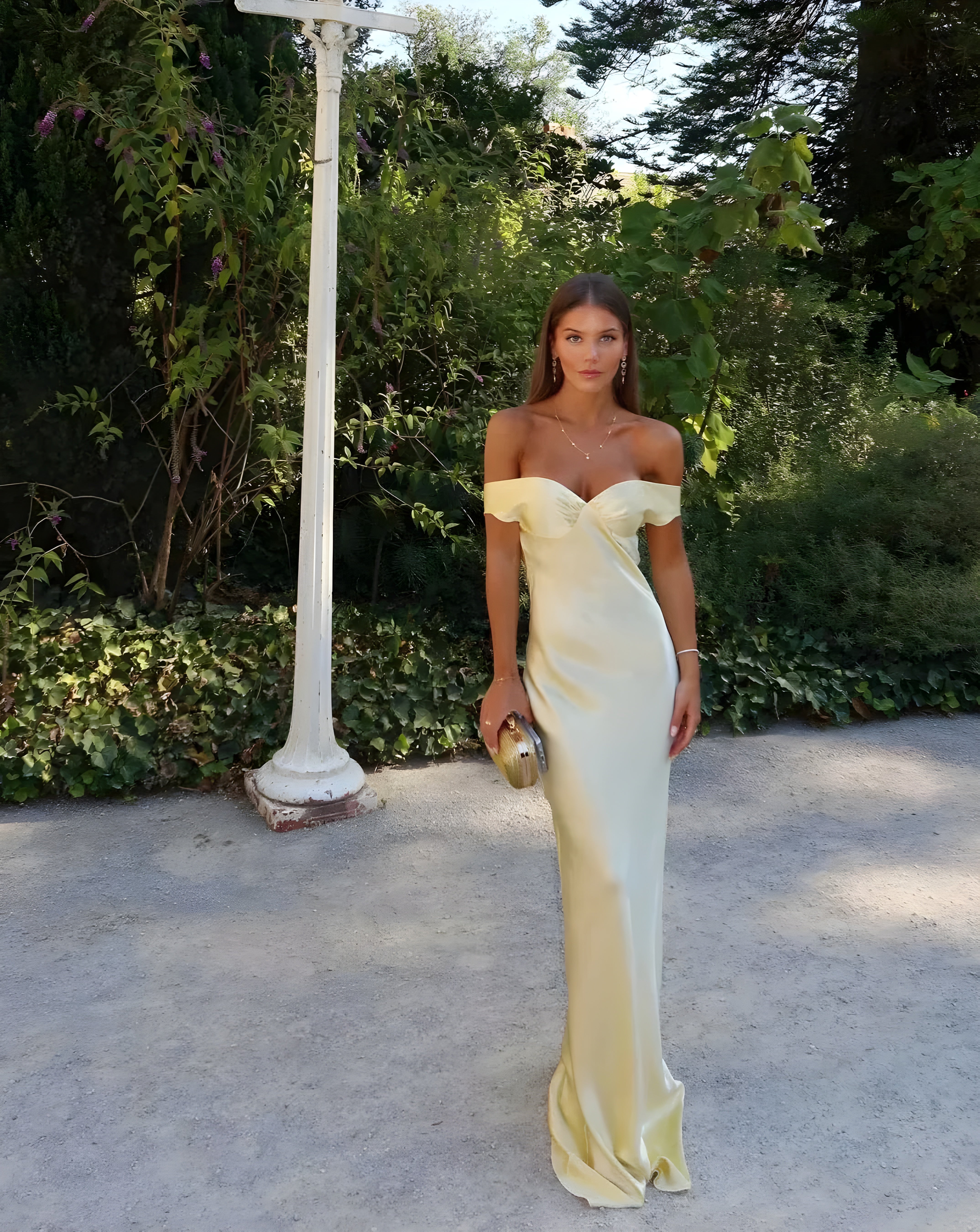 Women’s Maxi Dress with Off-Shoulder Neckline and Fitted Upper