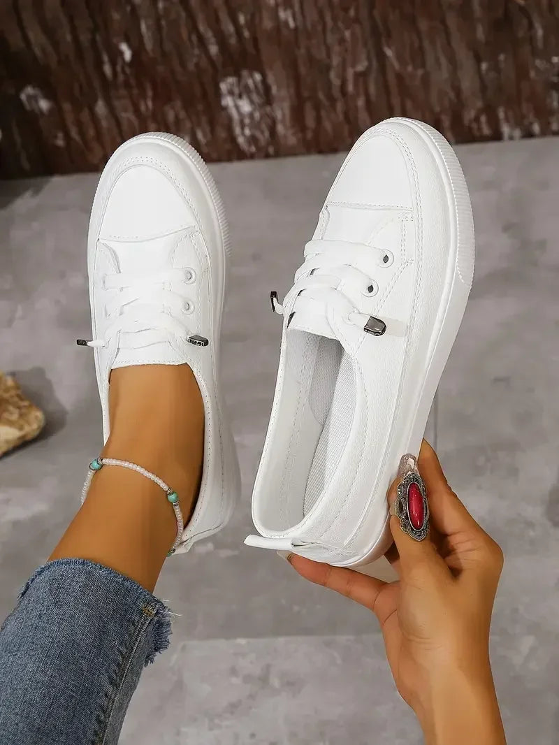 Unisex Flat Sneakers with Round Toe and Lace-Up