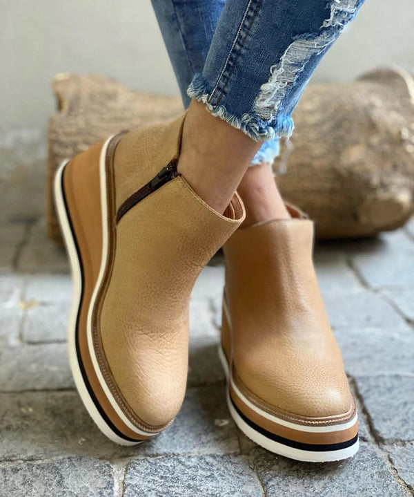 Summer Boots with Airy Design and Sleek Silhouette