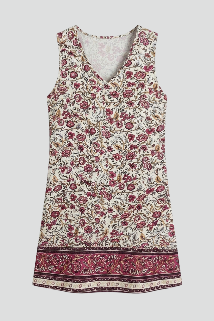 Women’s Dress with V-Neck and Sleeveless Cut