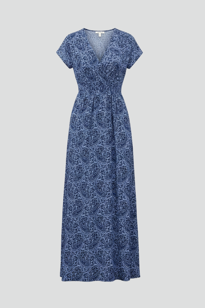 Women’s Dress with V-Neckline and Tie Belt