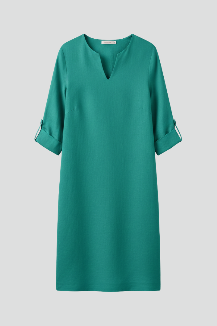 Women’s Knee-Length Dress with V Neckline and Three-Quarter Sleeves