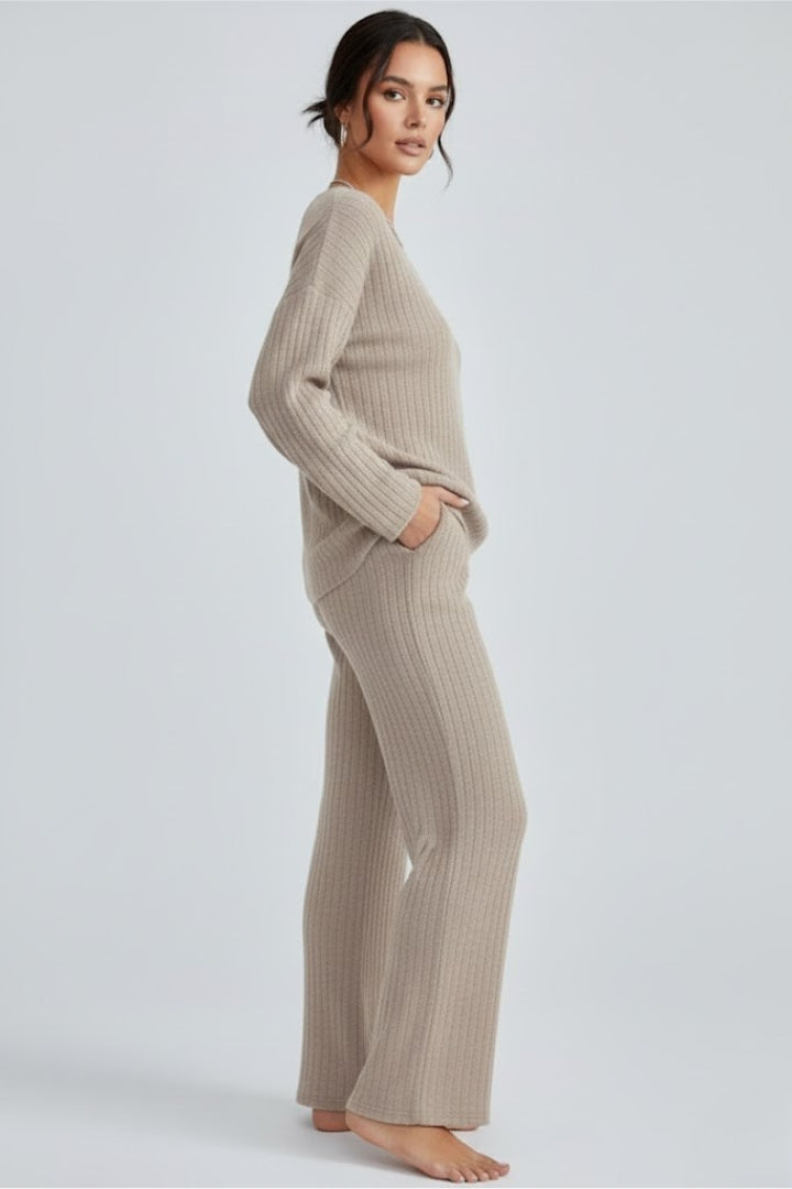 Women’s Lounge Set with V Neck Pullover