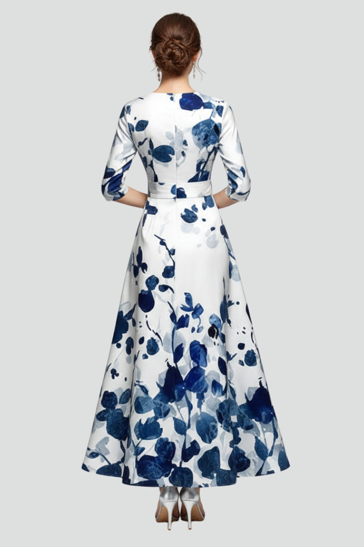 Women’s Maxi Dress with V-Neck and Printed Surface