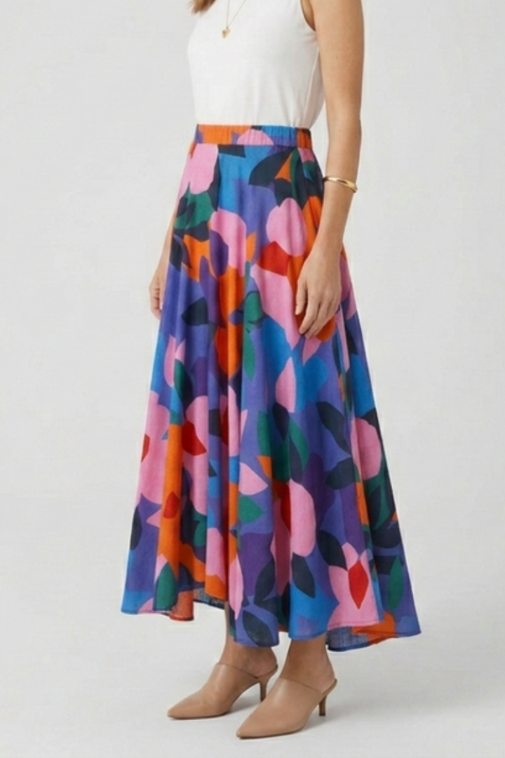 Women’s Maxi Skirt with Elastic Waist and Graphic Print