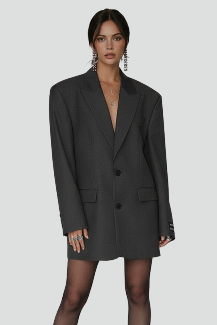 Women’s Oversized Blazer with Notched Lapel and Front Button Design