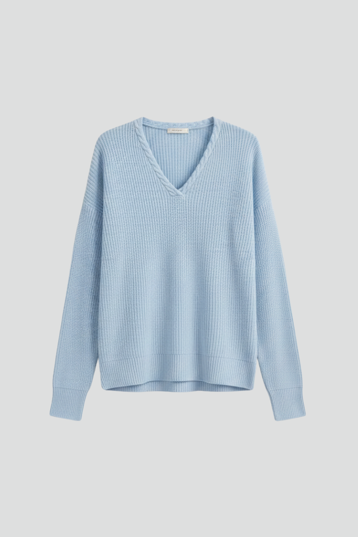Women’s Pullover with V-Neck and Ribbed Knit Surface