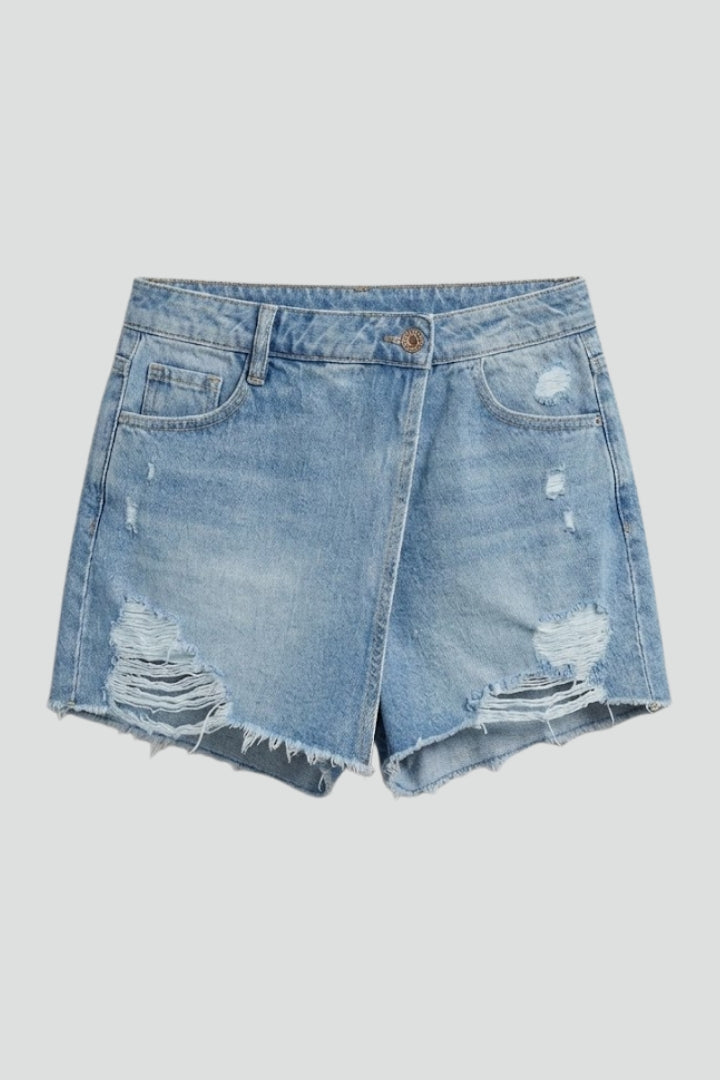 Women’s Shorts with Asymmetric Front and Frayed Hem