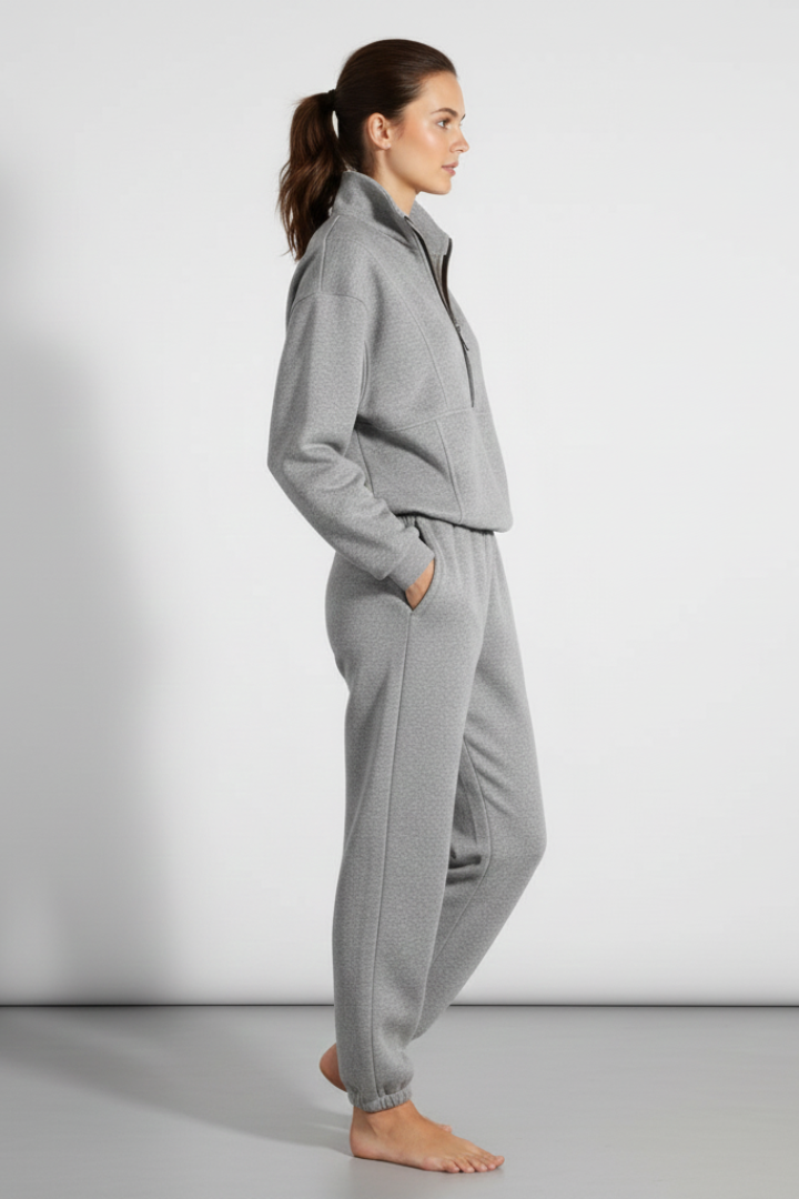 Women’s Tracksuit Set with Half-Zip Sweatshirt and Jogger Pants