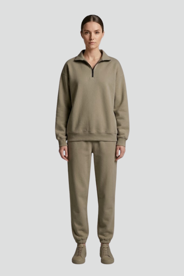 Women’s Tracksuit Set with Half-Zip Sweatshirt and Jogger Pants