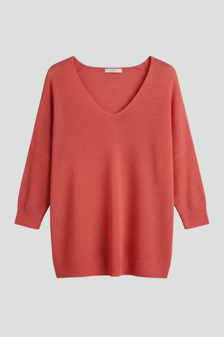 Women’s V-Neck Top with Short Sleeves and Relaxed Shape